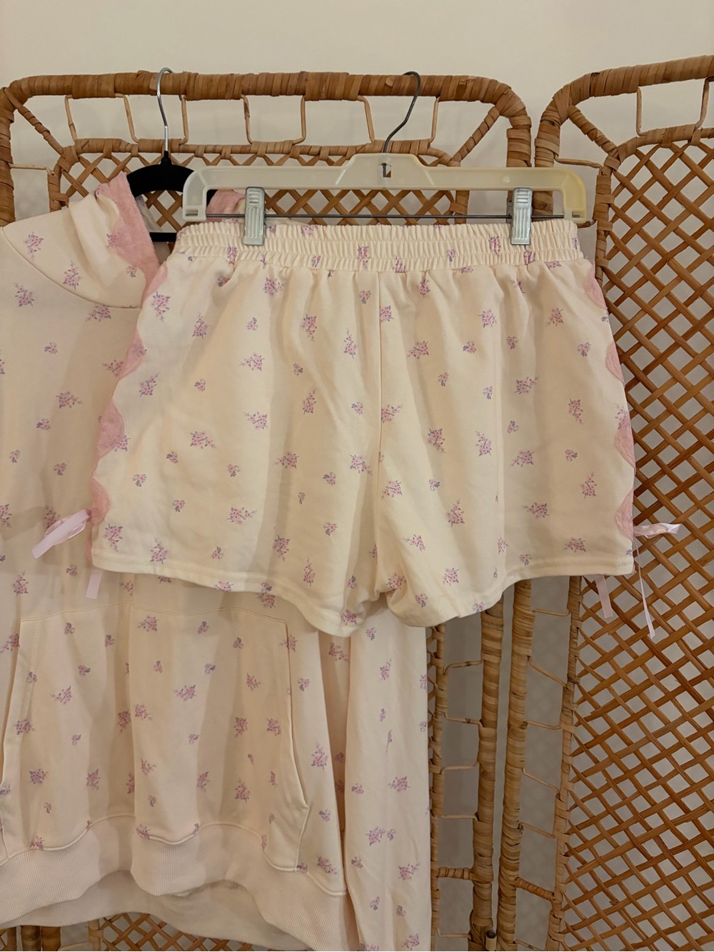 Women's Pale Yellow & Pink Floral Print Lounge Hoodie & Shorts Set w/ Lace Trim - Picture 9 of 10